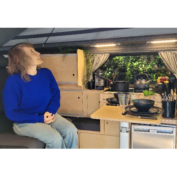 Menhert Holiday Hopper Elektrische Camper Huren 001