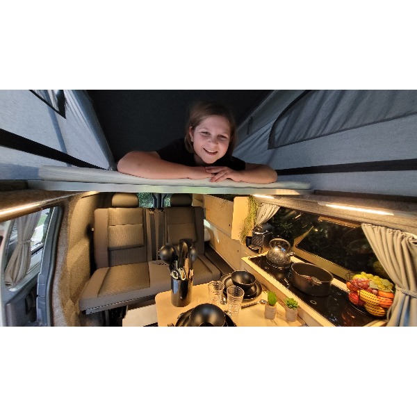 Menhert Holiday Hopper Elektrische Camper Huren 001