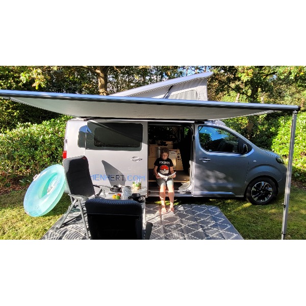 Menhert Holiday Hopper Elektrische Camper Huren 001